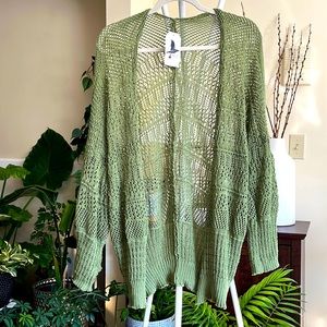 🐦‍⬛ 💚 Boho themed Flowy Sage Green Netted Long Cardigan Raven Rose Boutique-L